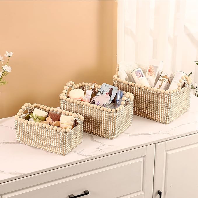 Set of 3 Seagrass Woven Storage Basket with Handles, Natural Wooden Bead Decoration for Blankets Toys Clothes Shoes Organizer, Cube Bins for Shelves Living Room Bedroom Nursery Home Decor