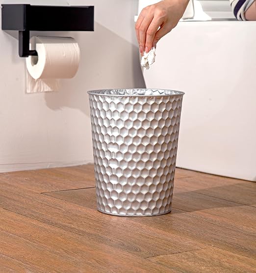 Venalys Small Metal Trash Can Wastebasket, Decorative Honeycomb Garbage Can Waste Basket, Modern Farmhouse Round Trash Bin for Bathroom, Bedroom, Kitchen and Office (Silver)