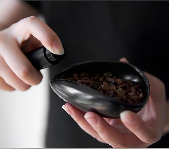 Coffee Beans Dosing Cup, Weigh Coffee Bean Container, Bright Black Ceramic Vessel, Loose Tea and Flower Petals Tea Set, Well Made Cha He (Black)