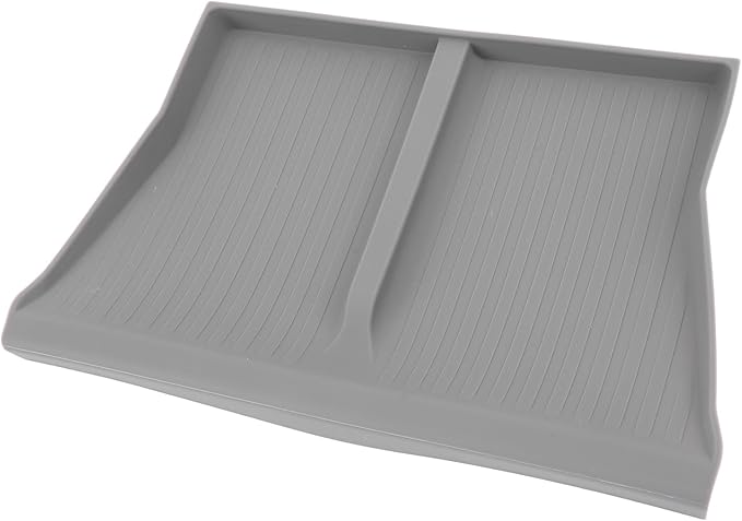 Wire Less Charging Silicone Mat, Center Console Wire Less Charging Mat Easy to Clean Anti Slip Phone Charging Silicone Pad Interior Accessories (Grey W240004613)