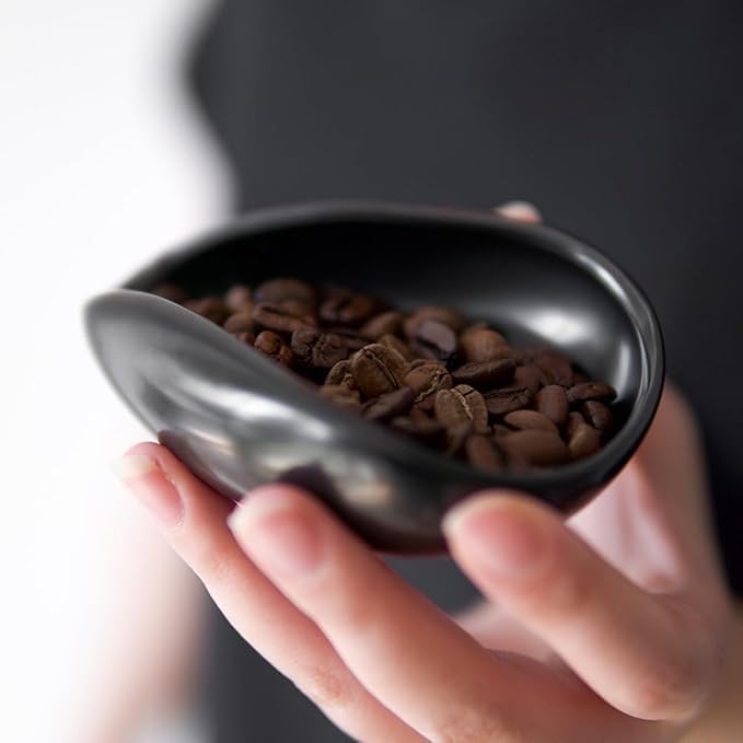 Coffee Beans Dosing Cup, Weigh Coffee Bean Container, Bright Black Ceramic Vessel, Loose Tea and Flower Petals Tea Set, Well Made Cha He (Black)