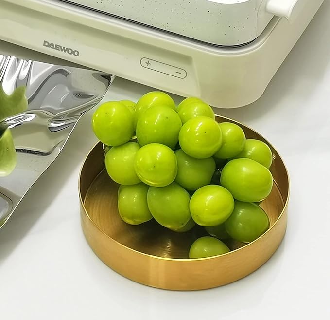 FREELOVE Gold Tray, Round Brass Serving Platter, Bar Circle Decorative Plate, Coffee Table Metal Decor Dishes, Brushed Hammered Coasters, Counter Bathroom Kitchen Dessert Cart Display Food, 5 inch