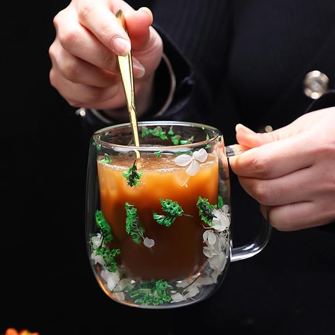 Dried Flowers Insulated Glass Double Wall Coffee Mug With Handle 250ml/390ml Transparent Double Glases Flower Tea Cup Latte Coffee Cup Borosilicate Glass Tea Mug