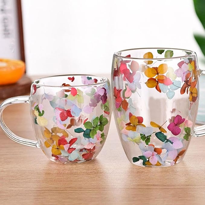 Dried Flowers Double Wall Clear Glass Coffee Mugs,Creative Clear Glass Cups with Handle, Double Insulated Glass Cup, 350ml Glass Coffee Cups