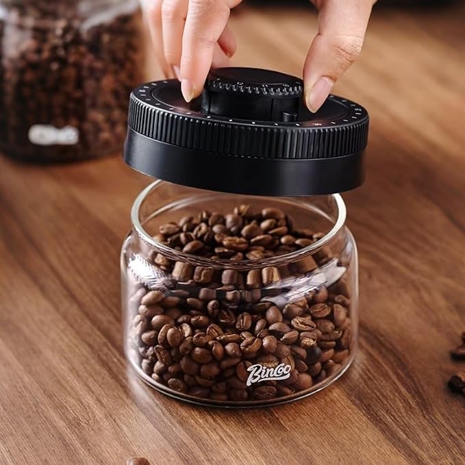Bincoo Coffee Canister with Date Dial – Vacuum Seal Airtight Container for Coffee Beans – 0.8L Borosilicate Glass Jar with One-Button Air Pump – Kitchen Storage Canister for Coffee, Tea, Sugar