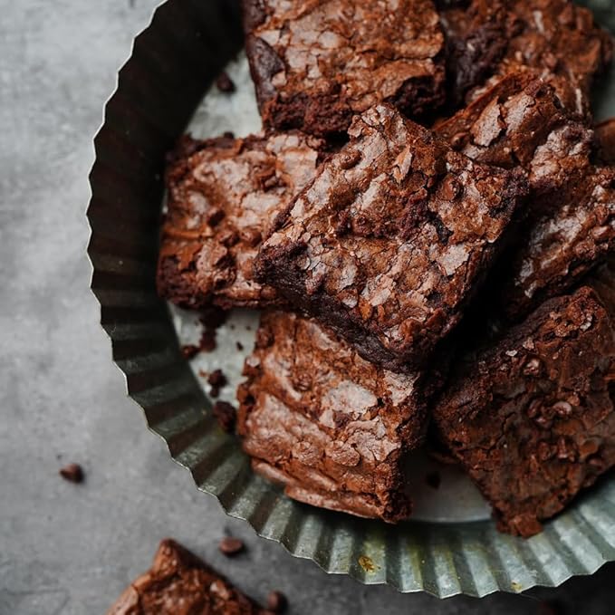 Unpretentious Black Cocoa Powder, Dutch Processed, Cookies & Cakes, Rich & Decadent (8 Ounce)