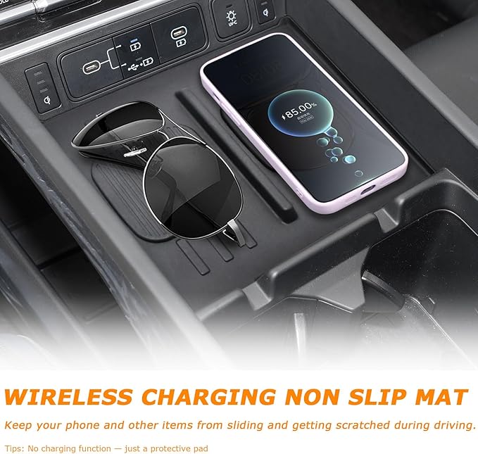 Wireless Charger Mat Center Console Non-Slip Fit Hyundai Santa Fe 2024 2025 2026 Car Accessories Wireless Charging Protective Pad Phone Charge Area Protection Heat Insulating Silicone Material