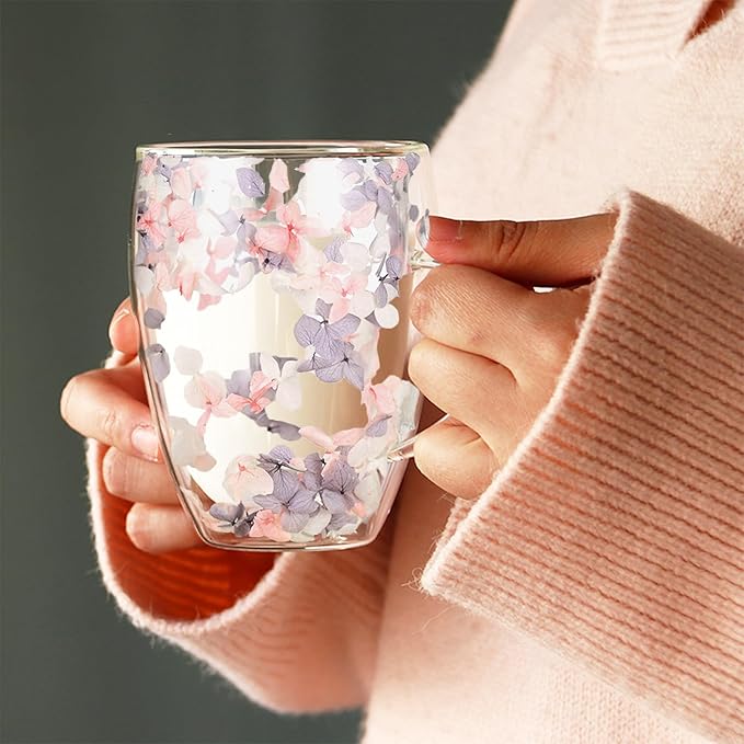 Gifts for Women Dried Flowers Double Wall Glass Coffee Mugs Cute Glass Tea Cups with Handles Christmas Birthday Gifts for Best Friend Teacher Mum Gift New Home Gift Ideas Autumn Mug Home Decor