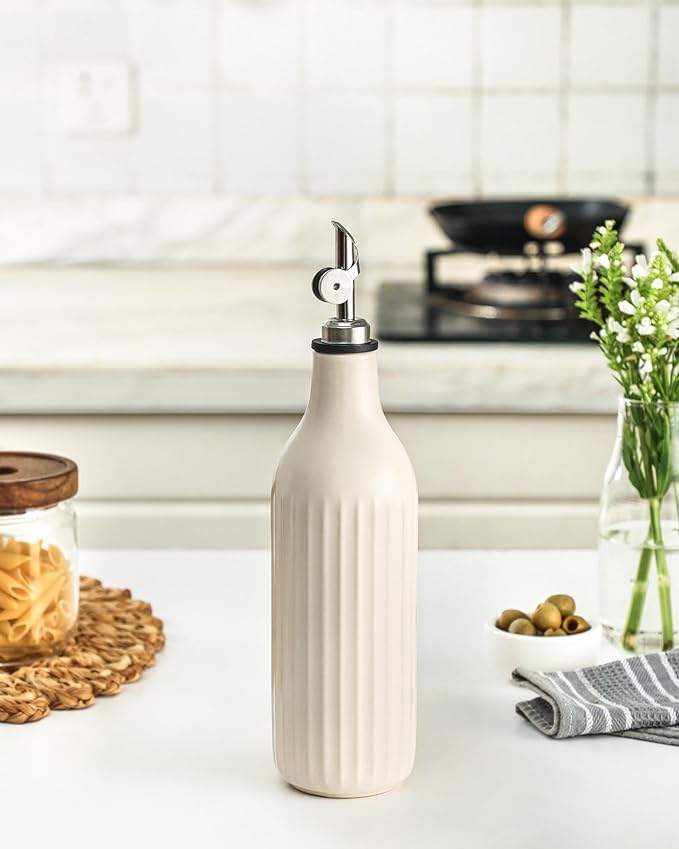 FE FUN ELEMENTS Olive Oil Dispenser Bottle, 19 oz Oil Dispenser for Kitchen and Vinegar Dispenser Bottle, Suitable for Vinegar, Coffee Syrups & Other Liquids, Off White