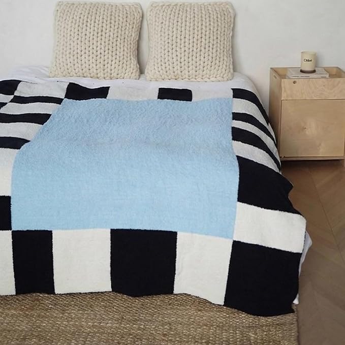 Blue Fleece Throw Blanket for Couch, Modern Fluffy Checkered Blankets Cozy Soft Memphis Style Decorative Blanket for Sofa Travel All Seasons 50x70 Inch