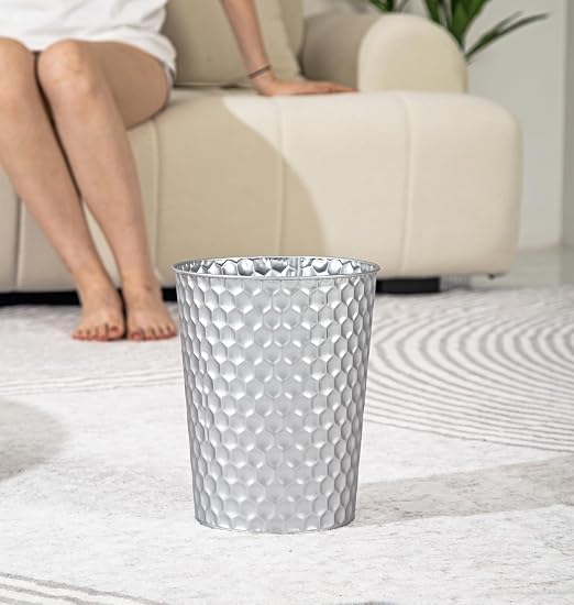 Venalys Small Metal Trash Can Wastebasket, Decorative Honeycomb Garbage Can Waste Basket, Modern Farmhouse Round Trash Bin for Bathroom, Bedroom, Kitchen and Office (Silver)