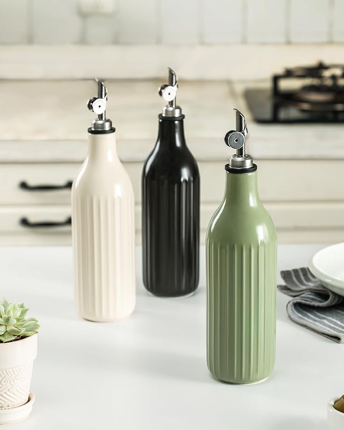 FE FUN ELEMENTS Olive Oil Dispenser Bottle, 19 oz Oil Dispenser for Kitchen and Vinegar Dispenser Bottle, Suitable for Vinegar, Coffee Syrups & Other Liquids, White and Green Set of 2