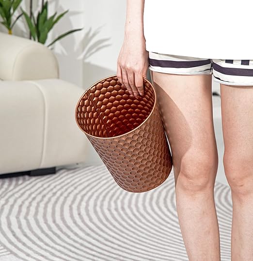 Venalys Small Metal Trash Can Wastebasket, Decorative Honeycomb Garbage Can Waste Basket, Modern Farmhouse Round Trash Bin for Bathroom, Bedroom, Kitchen and Office (Copper)