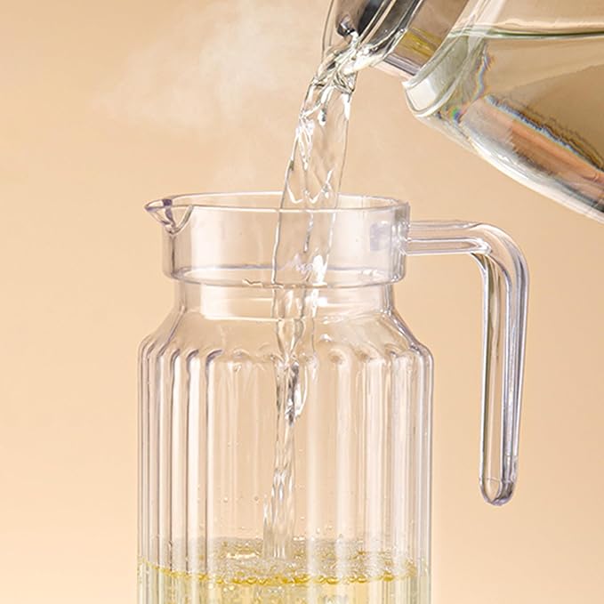 17 oz Small Plastic Carafe with Lid and Spout, 500ml Small Clear Water Jug for Hot/Cold Water, Iced Tea Pitcher for Coffee, Mini Juice and Homemade Beverage Carafe (500ml)