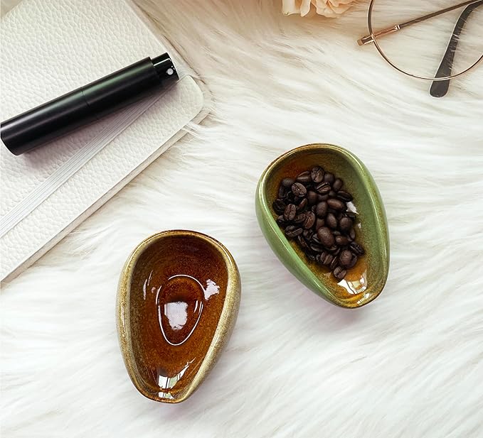 Coffee Bean Dosing Cup with RDT Spray Bottle Set, Coffee Bean Dosing Cup, Ceramic Coffee Dosing Cup, Ceramic Single Dose Measuring Tray for Coffee Beans, Coffee Bar Accessories (brown)