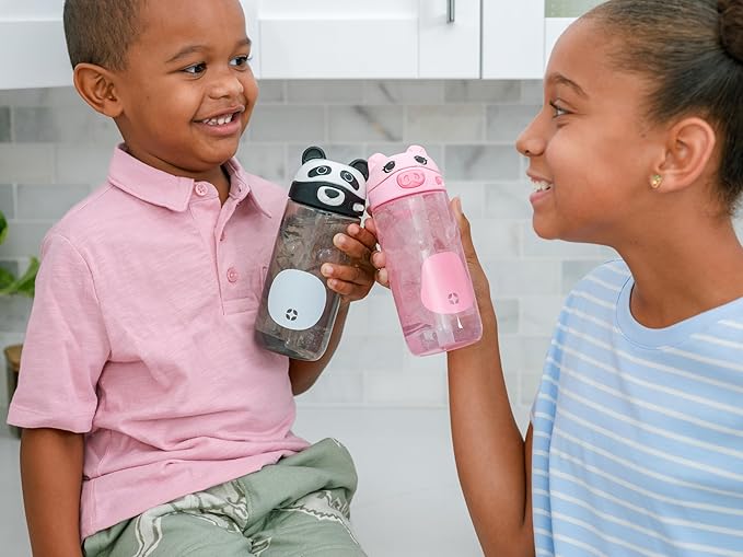 Ello Ellies 16oz Plastic Kids Water Bottle with Straw and Built-in Carrying Handle and Leak-Proof Locking Lid for School backpack, Lunchbox and Outdoor Sports, Pig