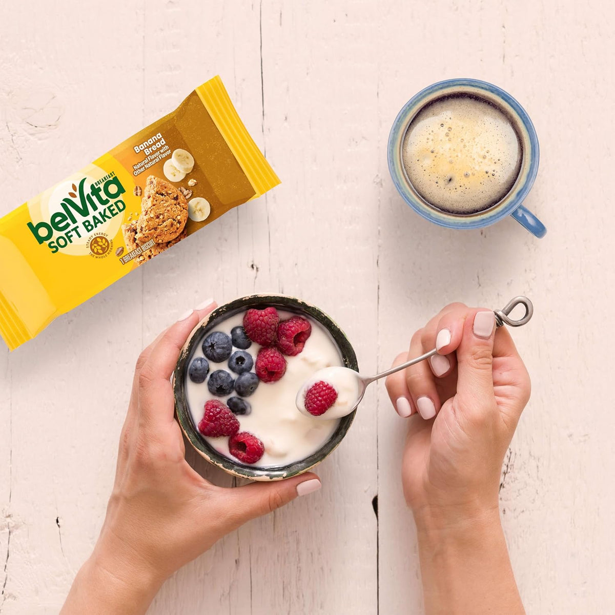 belVita Soft Baked Breakfast Bars Variety Pack, Banana Bread and Oats & Chocolate, 3 Boxes of 5 Packs (1 Biscuit Per Pack)