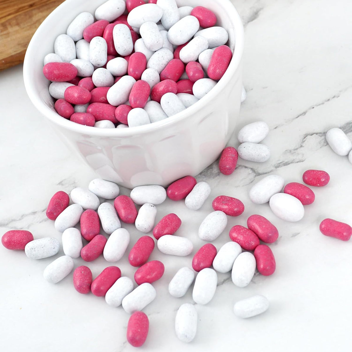 Good & Plenty Licorice Candy, Fat Free, 2 Pound Bulk Bag, Old Fashioned Bulk Nostalgic Candy, Licorice Flavored Candy, Pink & White Candy, Gumball Machine Refills