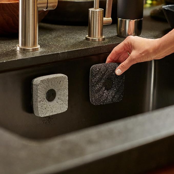Curio Home Goods Ionic Non-Scratch Dish Sponges with Magnetized Holder, Odor Resistant Synthetic Scrub Sponges, 3 Pack, Black