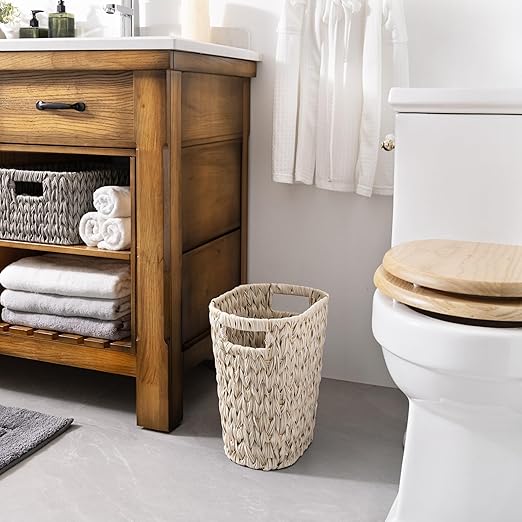 GRANNY SAYS Wicker Trash Can, Waterproof Bathroom Trash Can, Wicker Waste Basket for Bathroom, Decorative Boho Waste Basket for Bedroom, Office, 15 Liters/4 Gallons