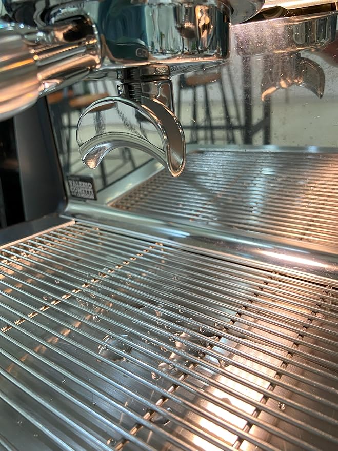 58mm Double Spout Portafilter Compatible with La Marzocco Espresso Machine Stainless Steel Espresso Portafilter with Double Shot Filter Basket Espresso Accessories-Handle Wooden