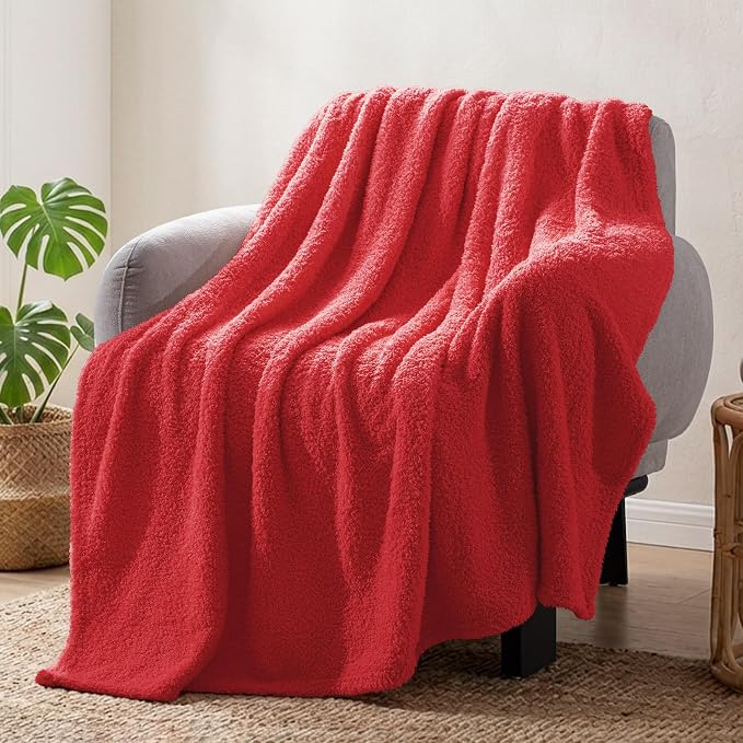 Exclusivo Mezcla Fleece Red Throw Blanket for Couch Sofa, Ultra Soft, Lightweight and Fluffy Blankets for Women, All Season, 50x60 Inches