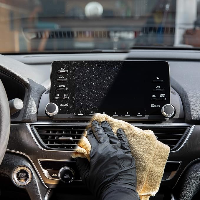 Meguiar's D14901 Detailer Quik Interior Detailer 3.79L safely cleans all interior surfaces